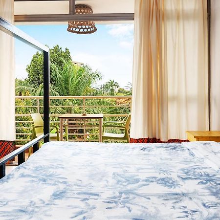 Bushpig Backpackers Hostel Кампала Екстериор снимка